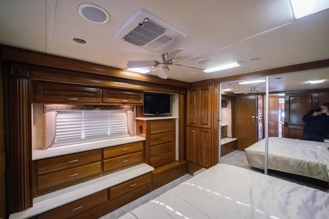 2009 Holiday Rambler Scepter 42PDQ image