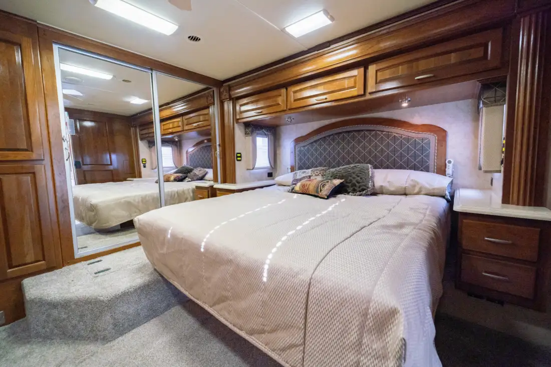 2009 Holiday Rambler Scepter 42PDQ image
