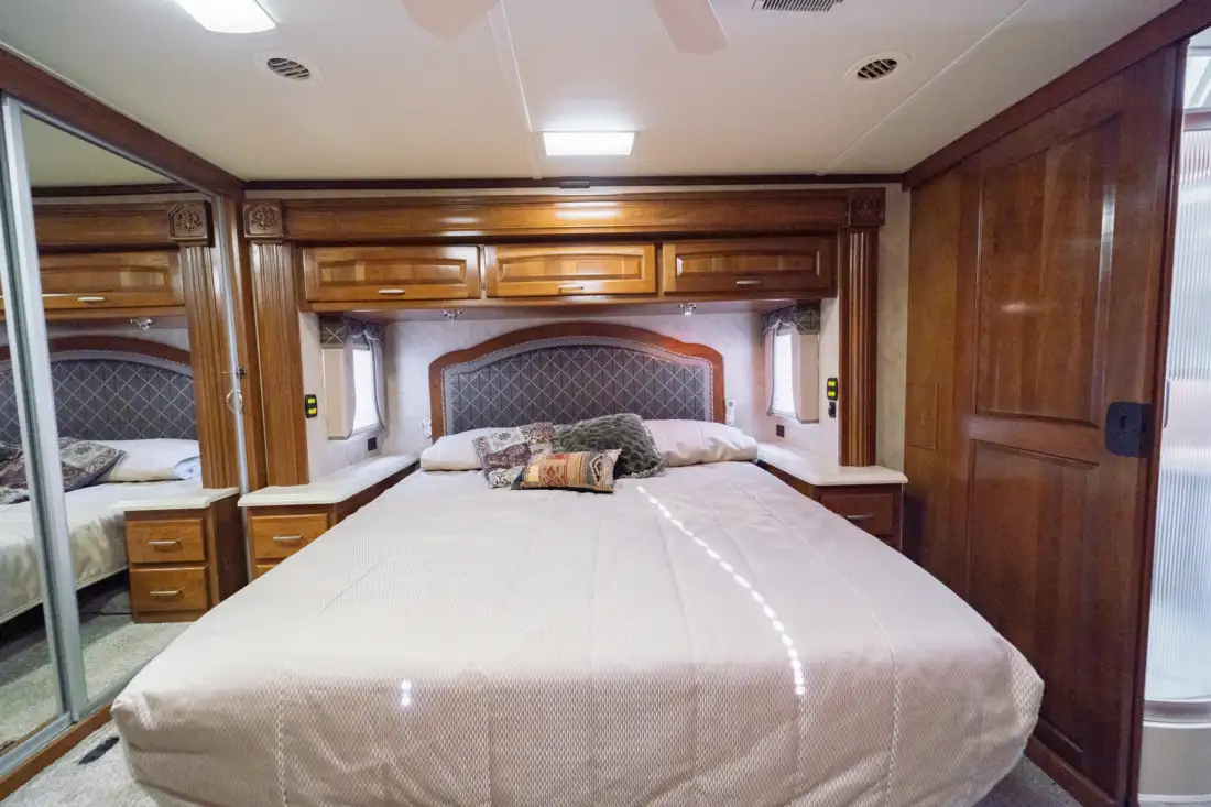 2009 Holiday Rambler Scepter 42PDQ image