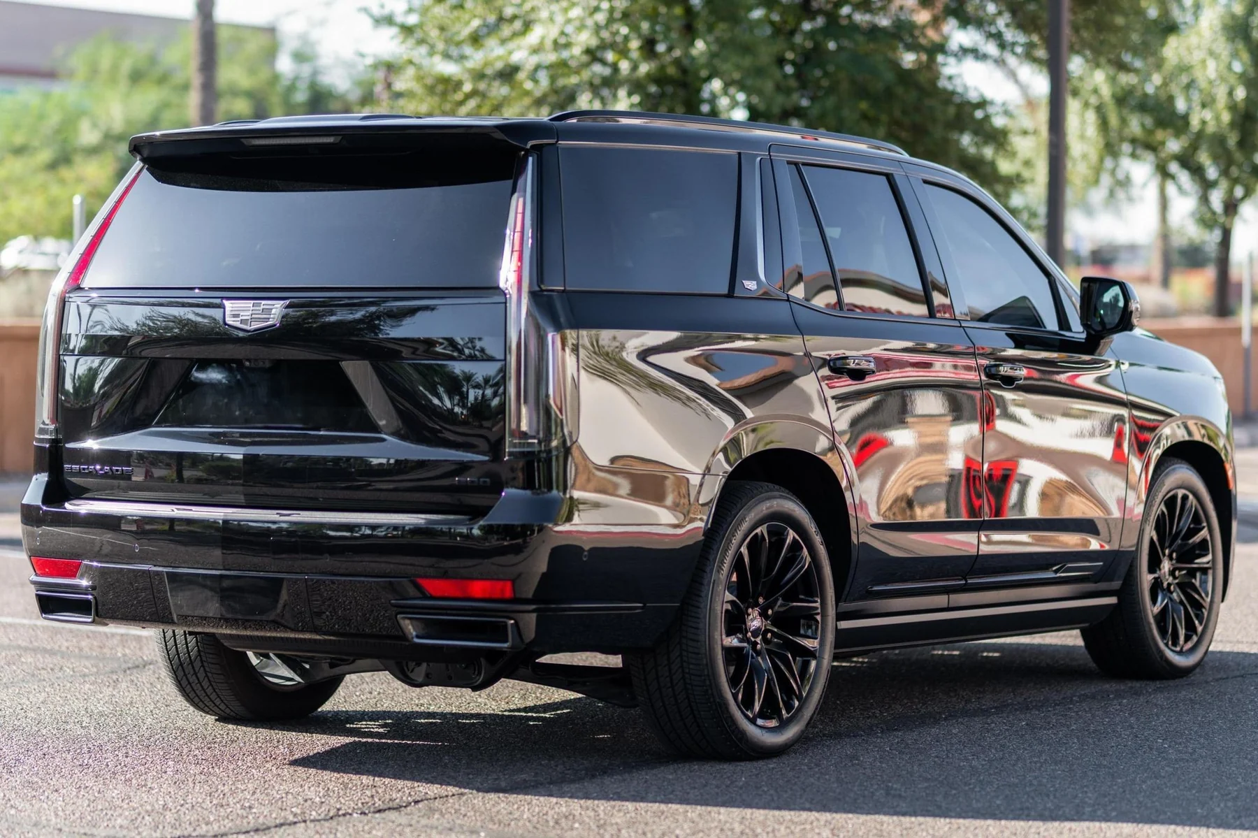 2023 Cadillac Escalade 4WD Sport image