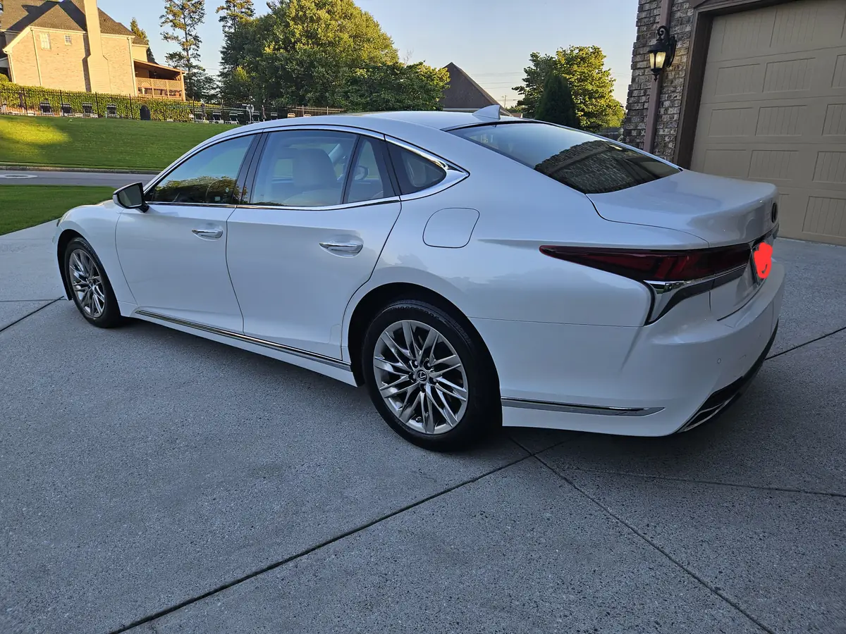 2018 Lexus LS 500 Ultimate Luxury AWD image