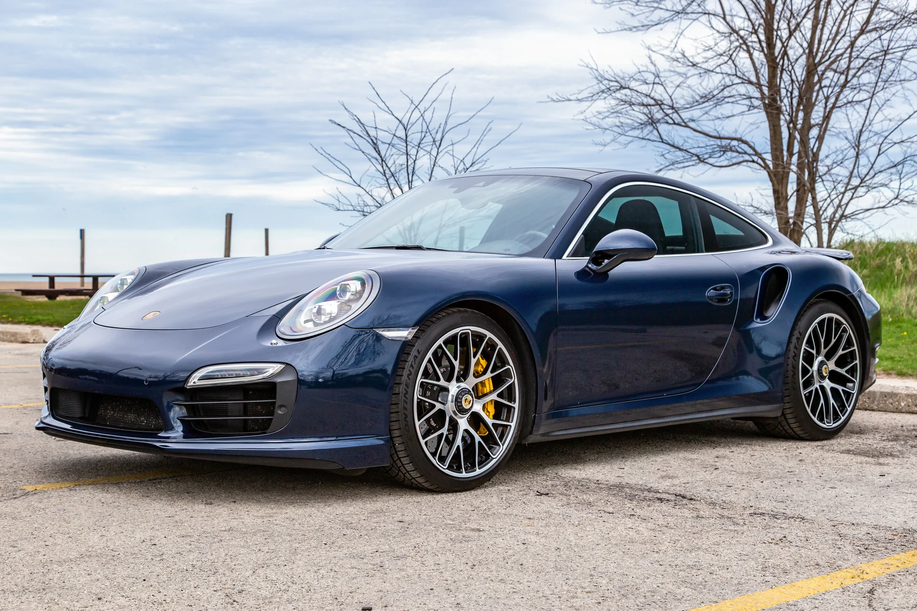 2014 Porsche 911 Turbo S Coupe image