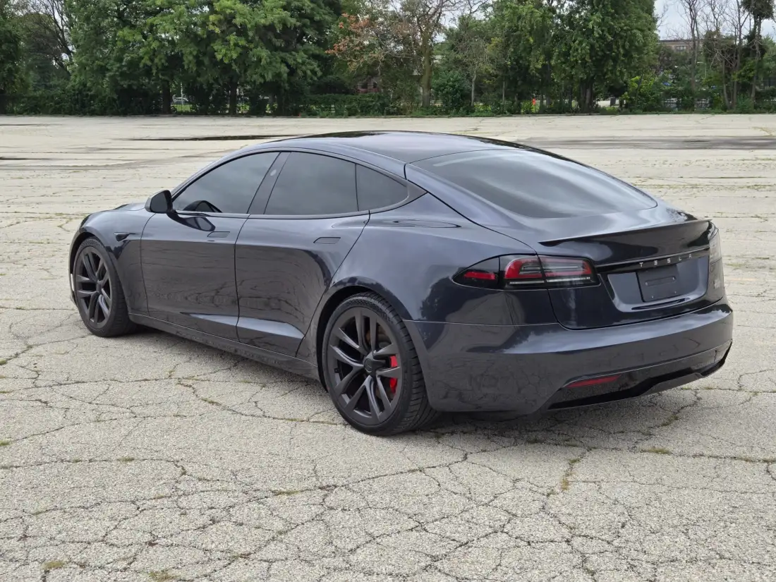 2023 Tesla Model S Plaid preview