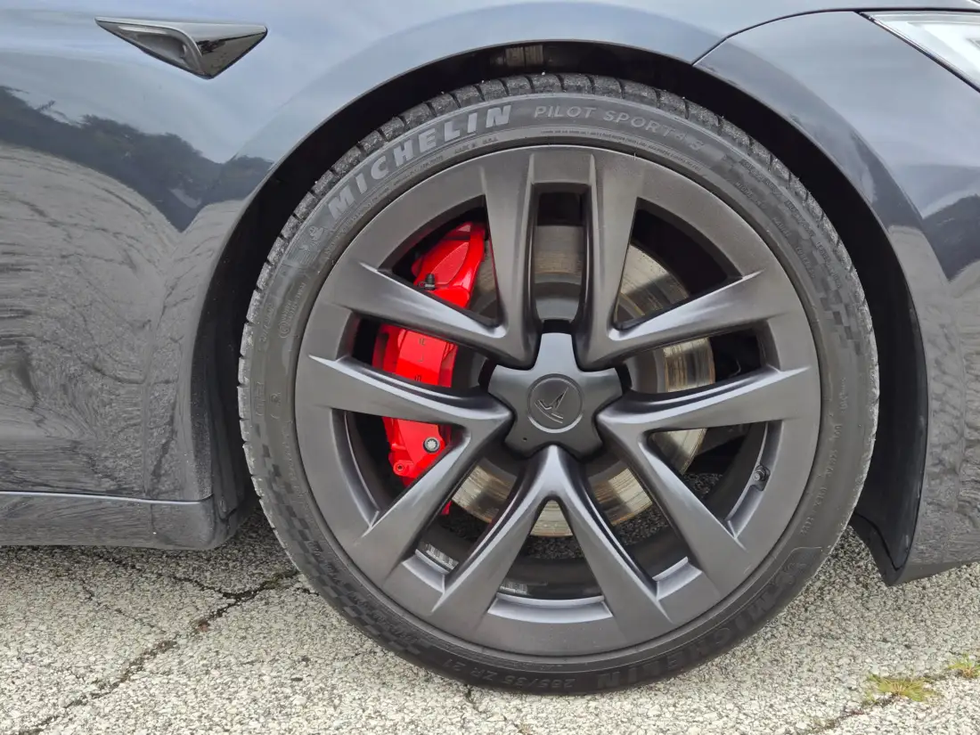 2023 Tesla Model S Plaid image
