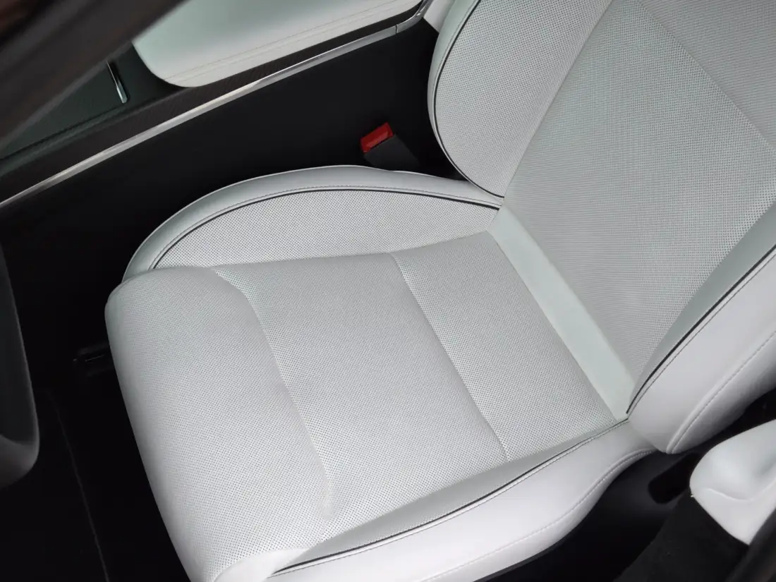 2023 Tesla Model S Plaid image