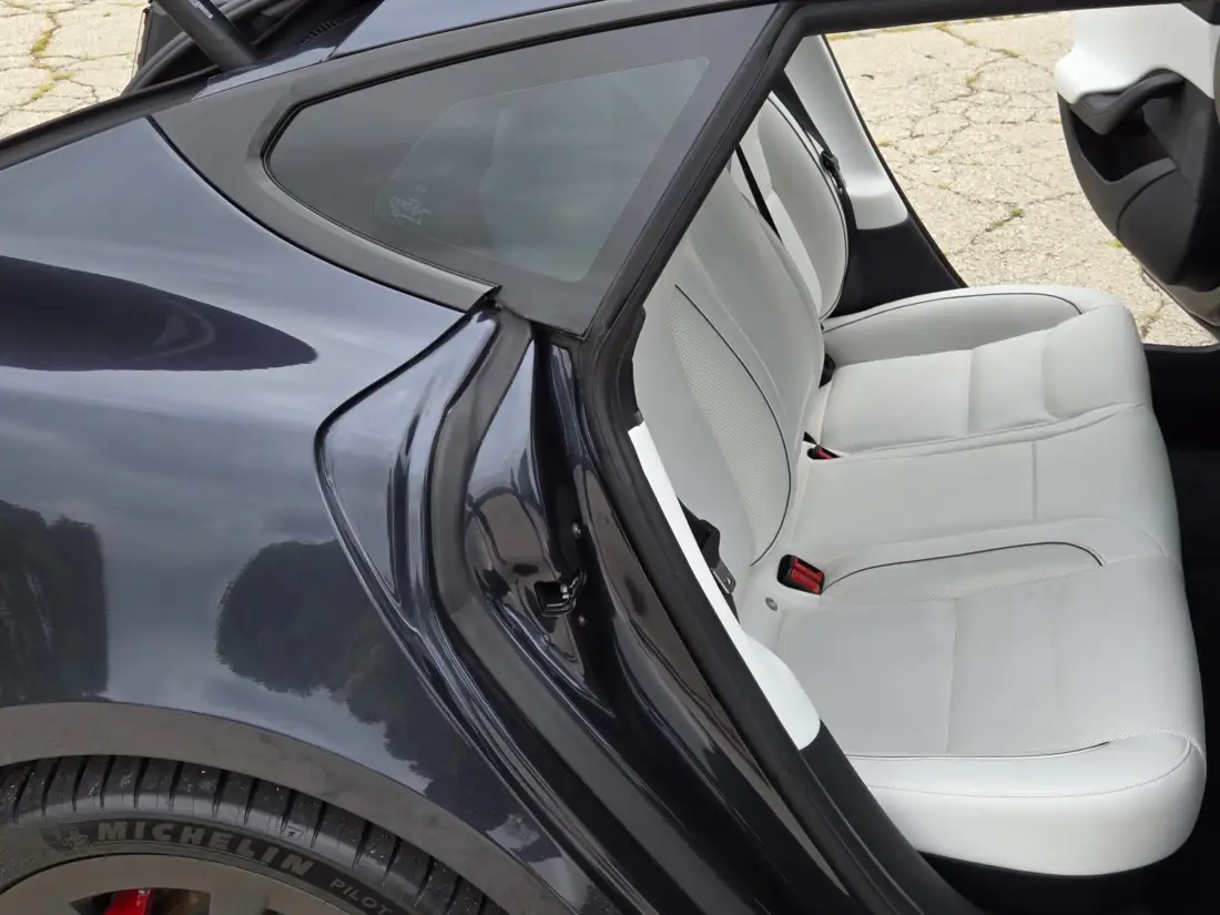 2023 Tesla Model S Plaid image