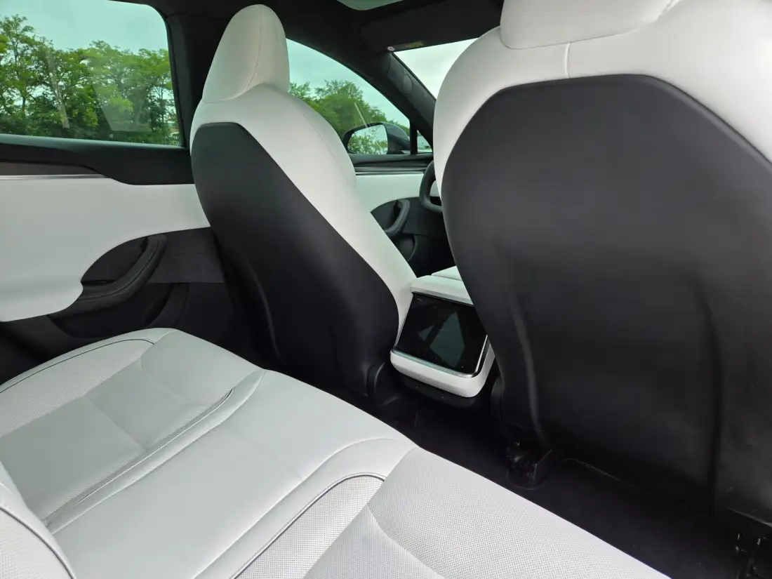 2023 Tesla Model S Plaid image