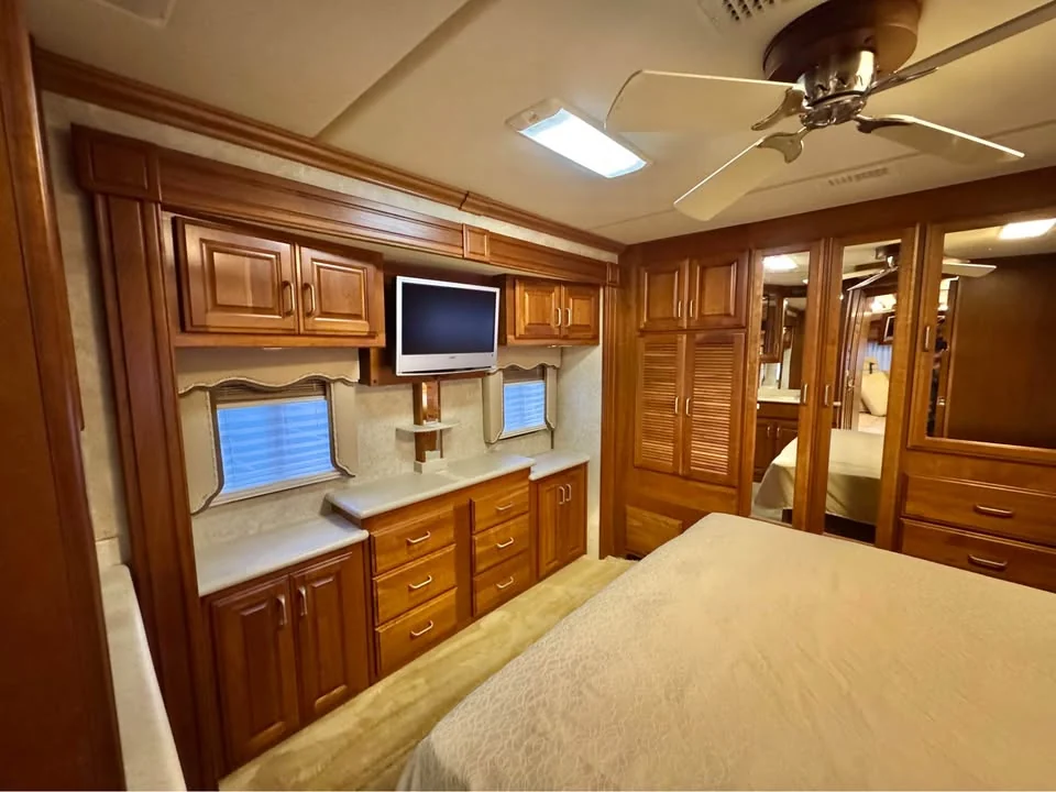2006 Fleetwood American Tradition photo 10